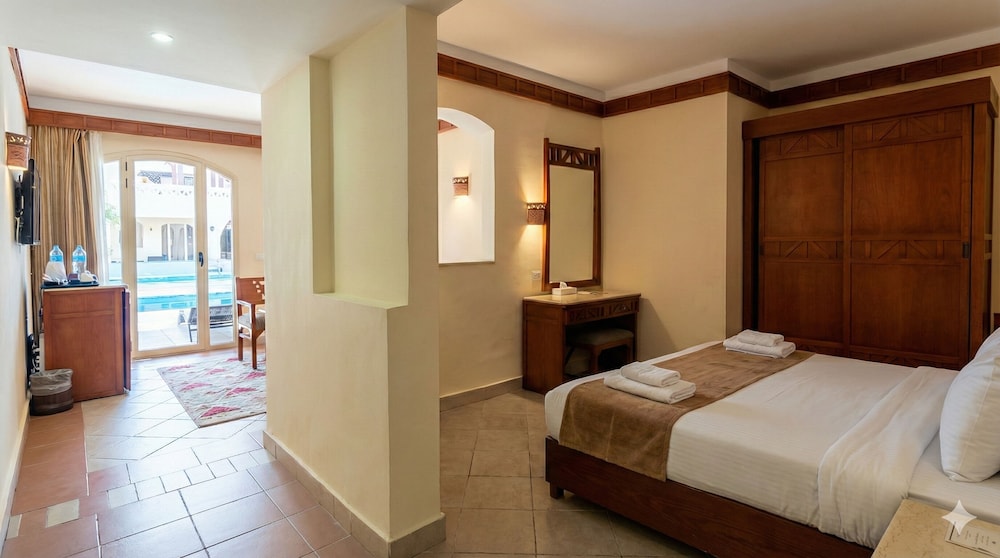 Romance Regency Club Adult Only (+16) - Ultra All Inclusive — Hotel rooms in Sharm El Sheikh, South Sinai