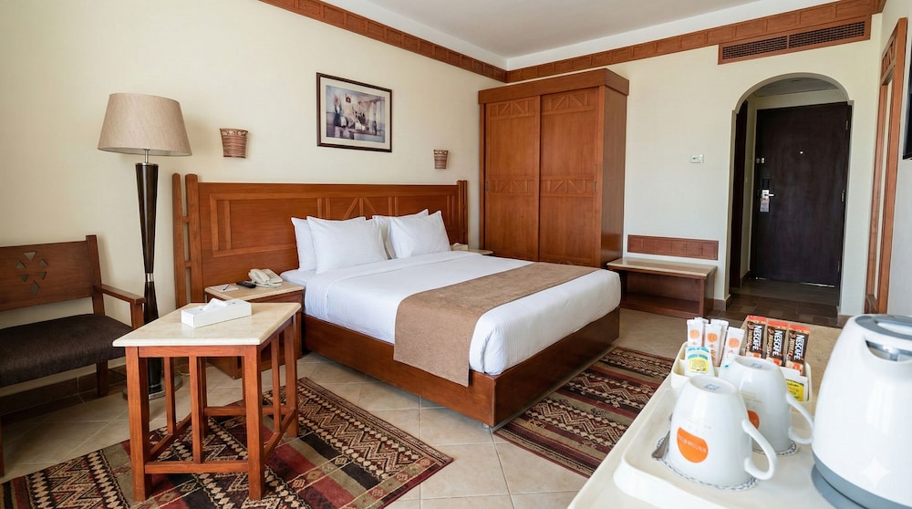 Romance Regency Club Adult Only (+16) - Ultra All Inclusive — Hotel rooms in Sharm El Sheikh, South Sinai