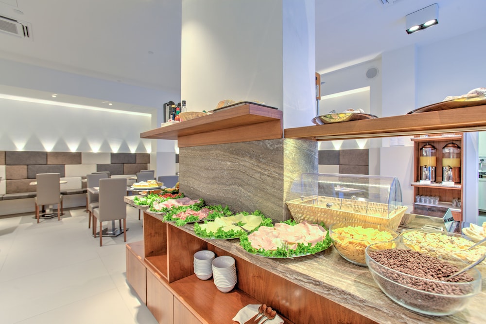 MH Florence Hotel & Spa — Restaurant & bars in Florence, Tuscany