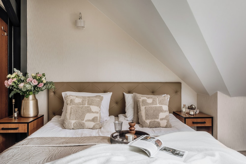 Hotel Grottger Boutique Hotel — Hotel rooms in Krakow, Lesser Poland