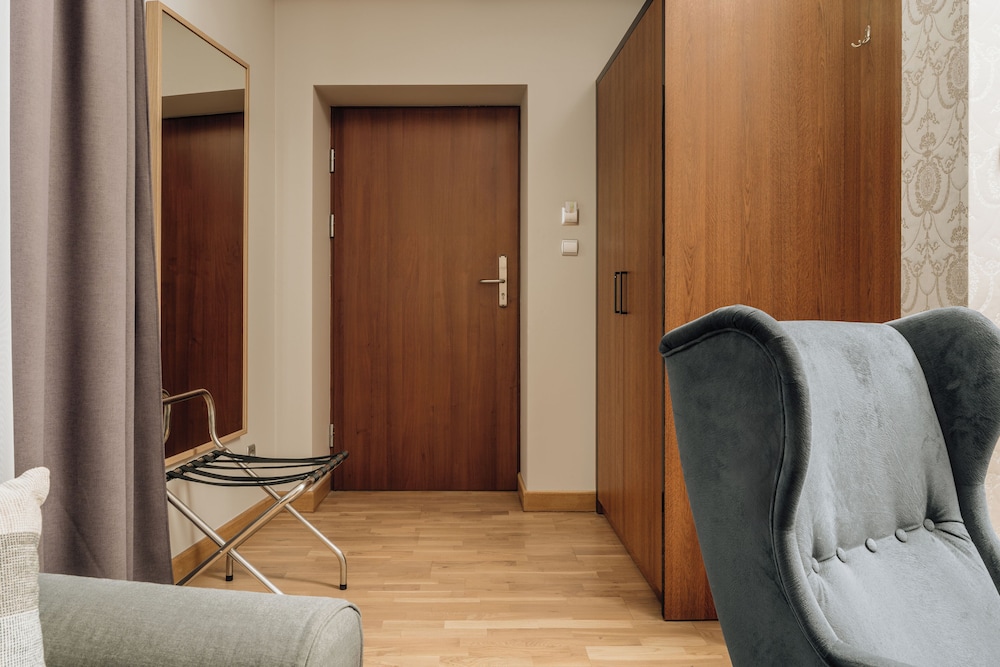 Hotel Grottger Boutique Hotel — Hotel rooms in Krakow, Lesser Poland