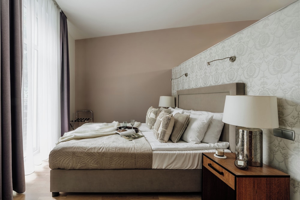 Hotel Grottger Boutique Hotel — Hotel rooms in Krakow, Lesser Poland