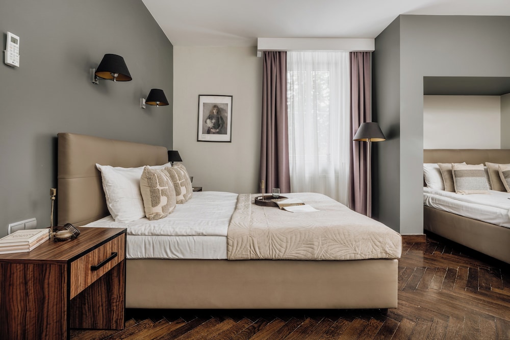 Hotel Grottger Boutique Hotel — Hotel rooms in Krakow, Lesser Poland