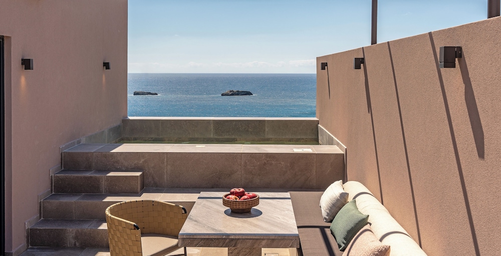 Tetra Retreat — Main photo in Svoronata, Ionian Islands