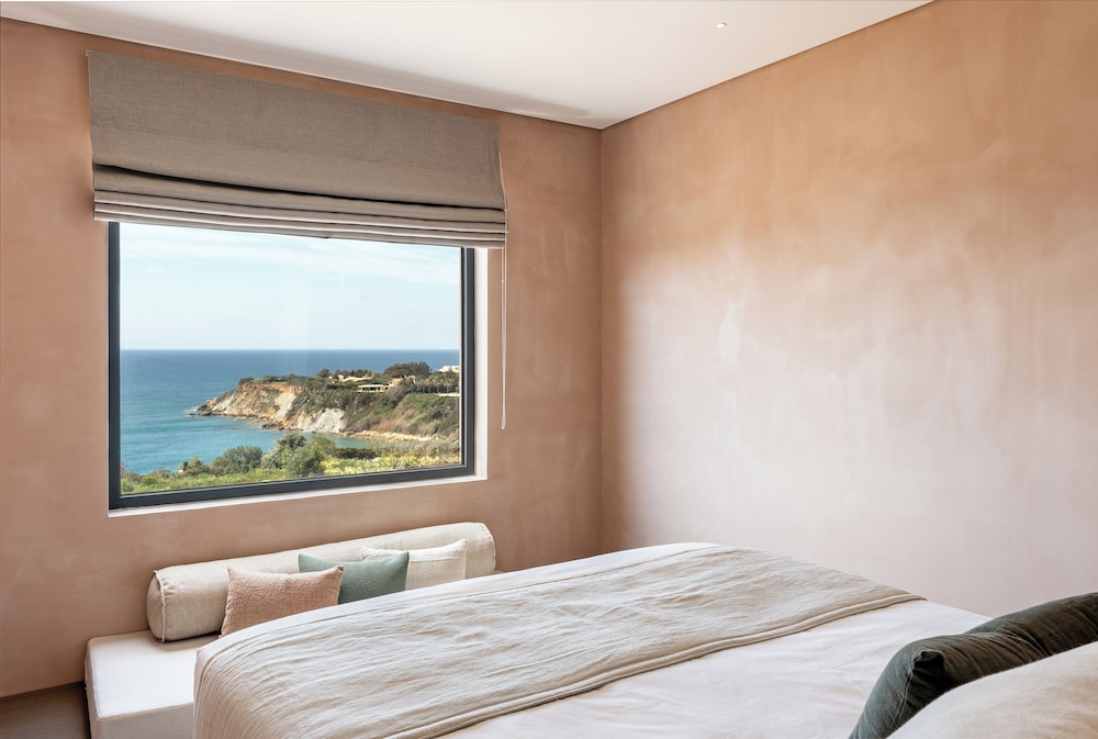 Tetra Retreat — Hotel rooms in Svoronata, Ionian Islands