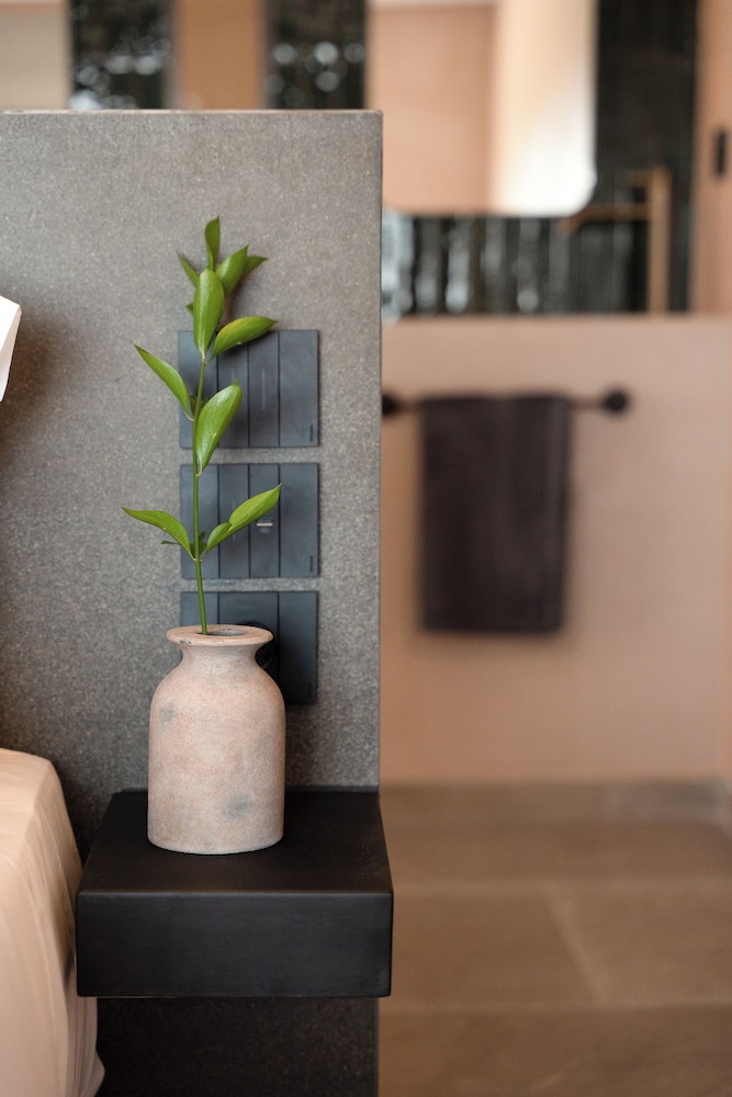Tetra Retreat — Hotel rooms in Svoronata, Ionian Islands
