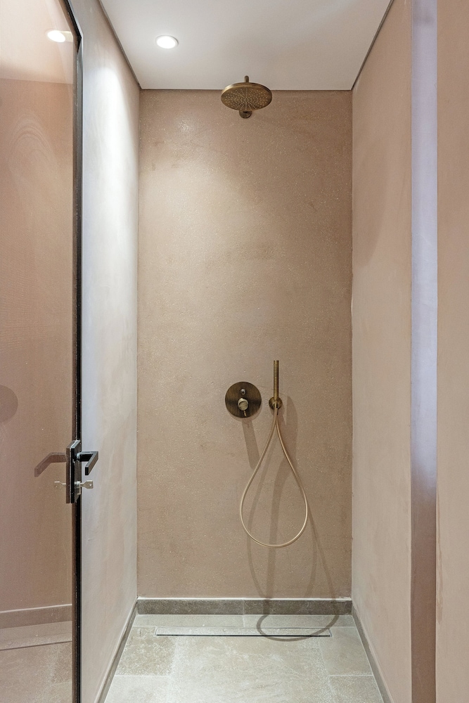 Tetra Retreat — Hotel rooms in Svoronata, Ionian Islands
