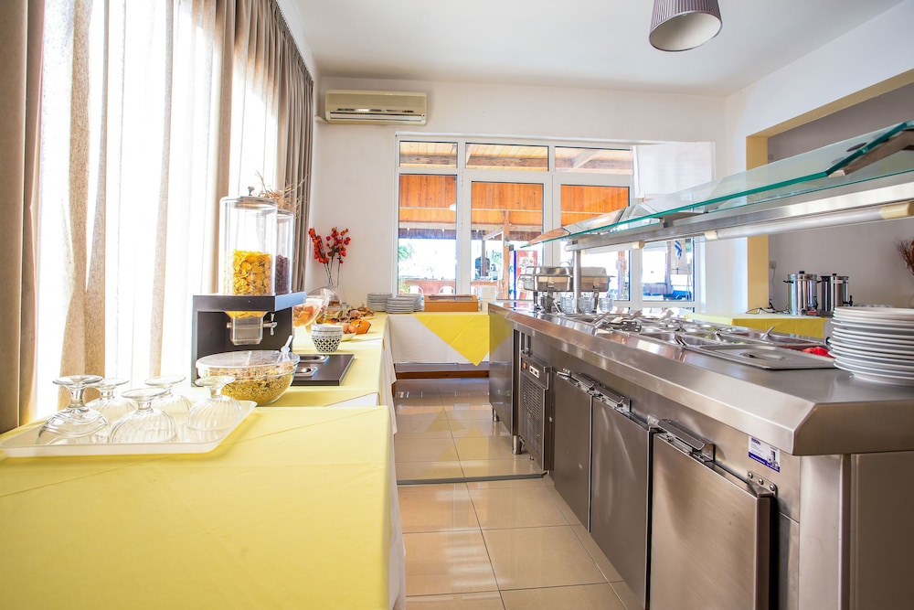Mon Repos Hotel — Restaurant & bars in Faliraki, South Aegean