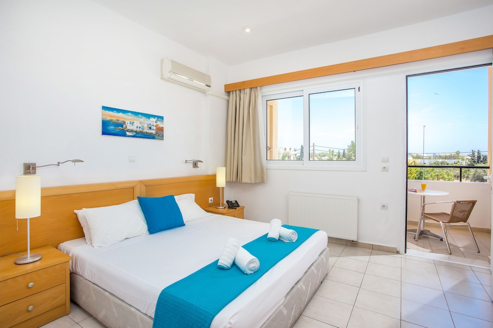 Mon Repos Hotel — Hotel rooms in Faliraki, South Aegean