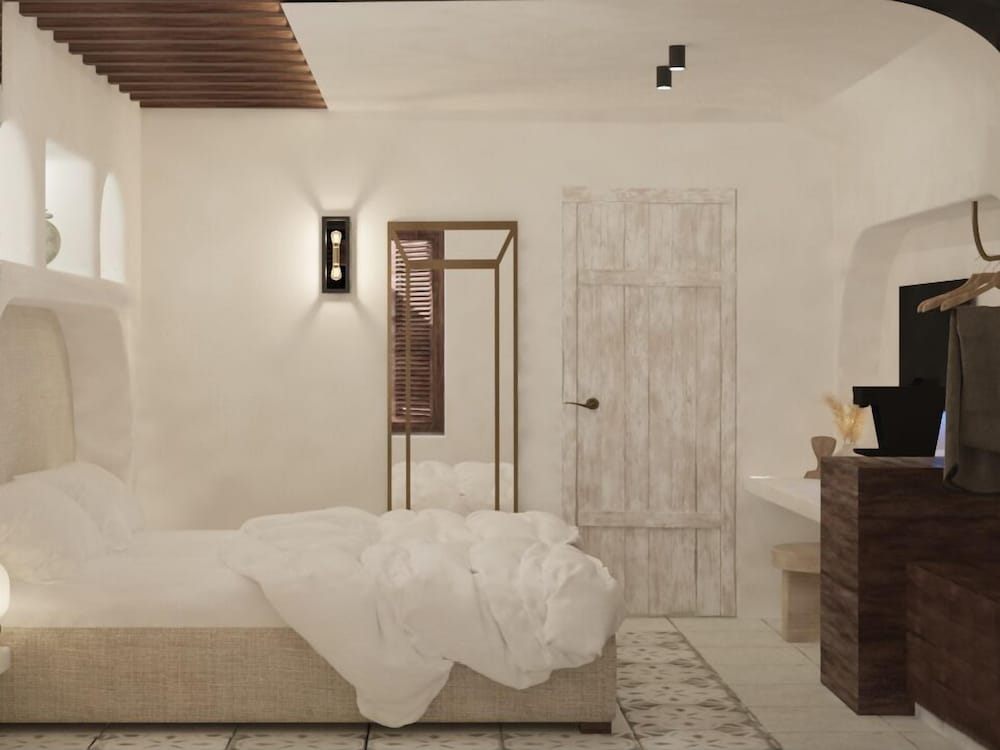 Chez Sophie — Hotel rooms in Kamari, South Aegean