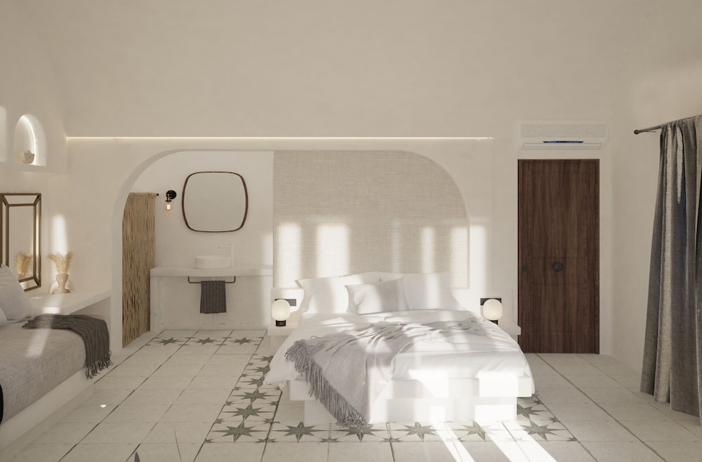 Chez Sophie — Hotel rooms in Kamari, South Aegean
