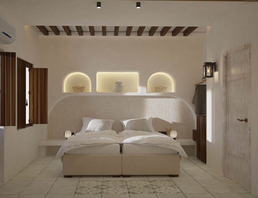 Chez Sophie — Hotel rooms in Kamari, South Aegean