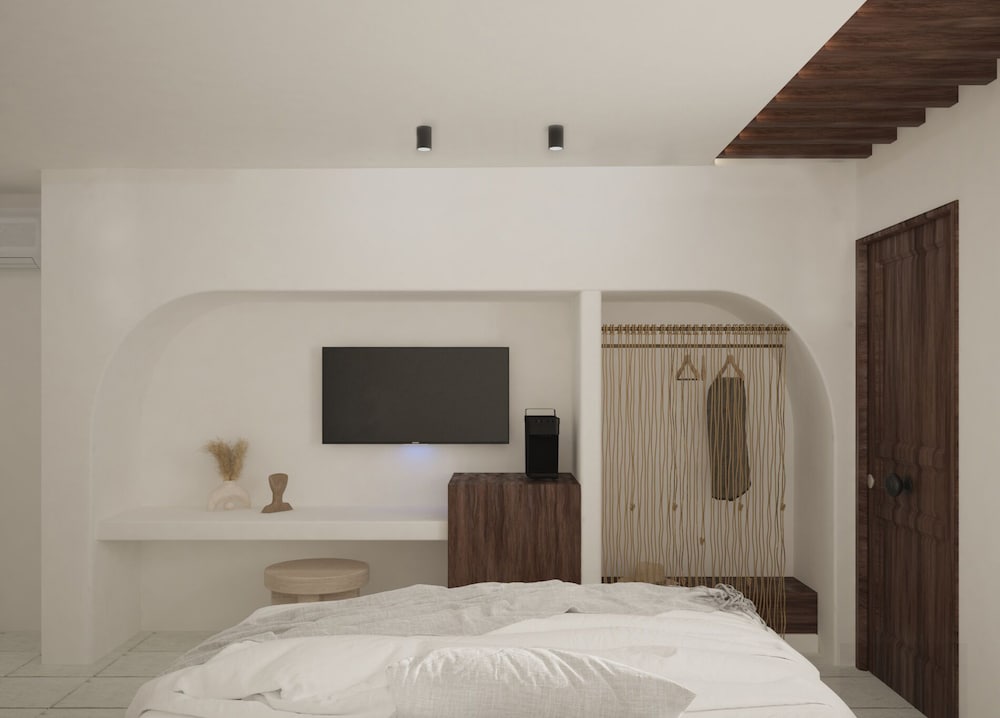 Chez Sophie — Hotel rooms in Kamari, South Aegean