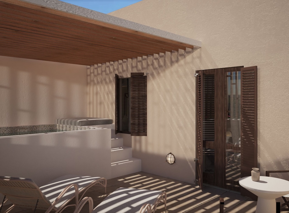 Chez Sophie — Hotel building in Kamari, South Aegean