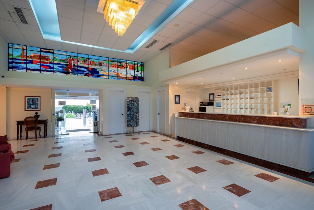 Porto Iliessa by GHH — Hotel building in Argassi, Ionian Islands