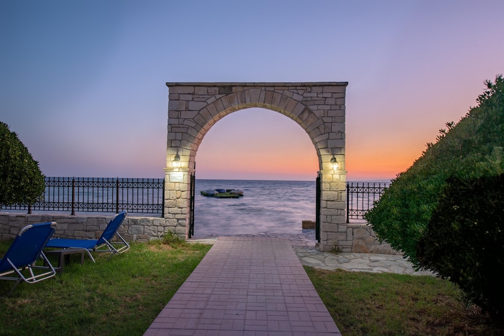 Porto Iliessa by GHH — Beach in Argassi, Ionian Islands