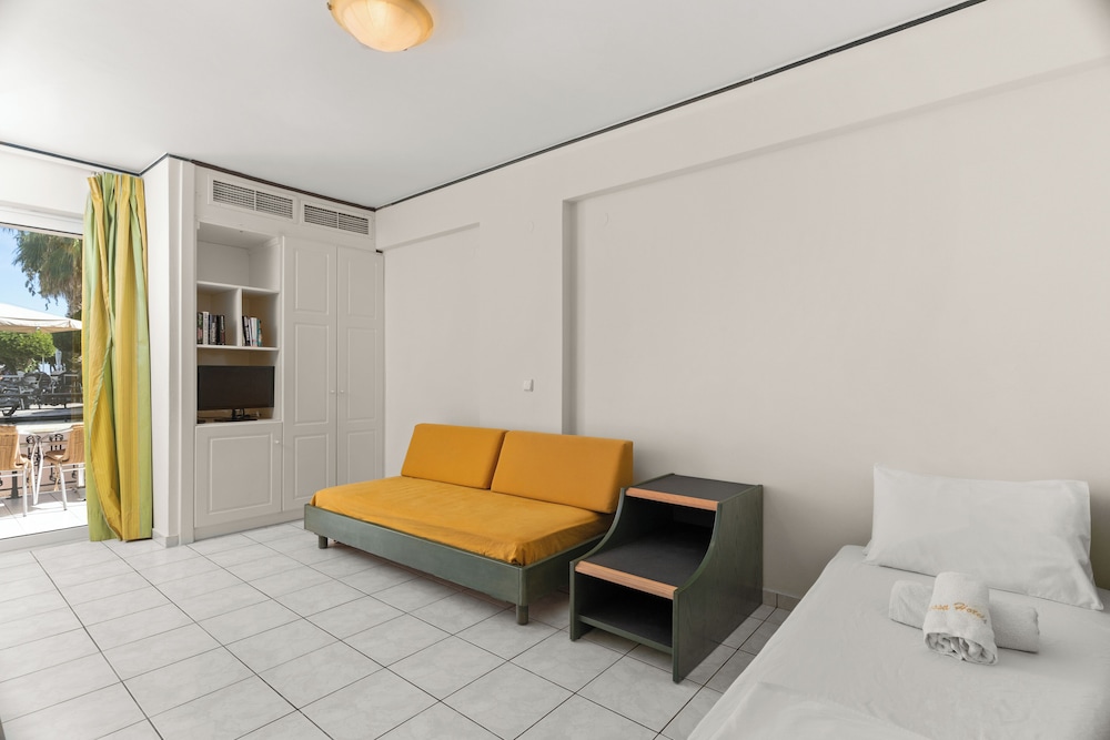 Porto Iliessa by GHH — Hotel rooms in Argassi, Ionian Islands