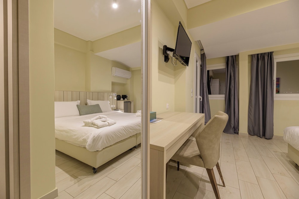 Iakinthos Tsilivi Beach — Hotel rooms in Tsilivi, Ionian Islands