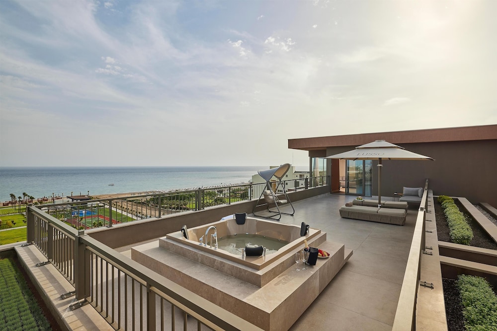 Lusso Sorgun — Spa in Side