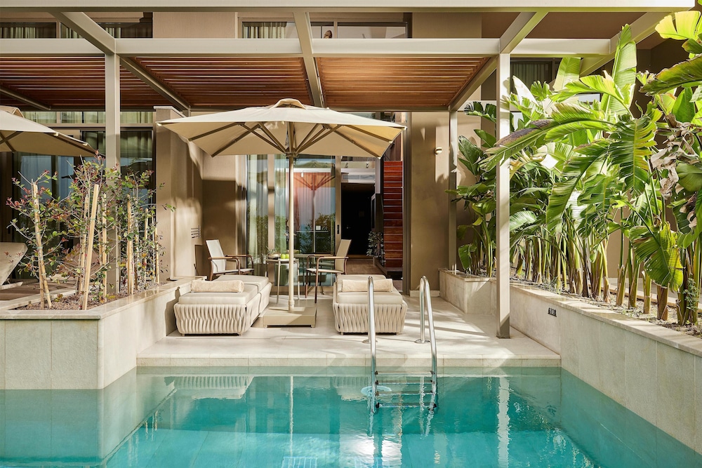 Lusso Sorgun — Swimming pool in Side
