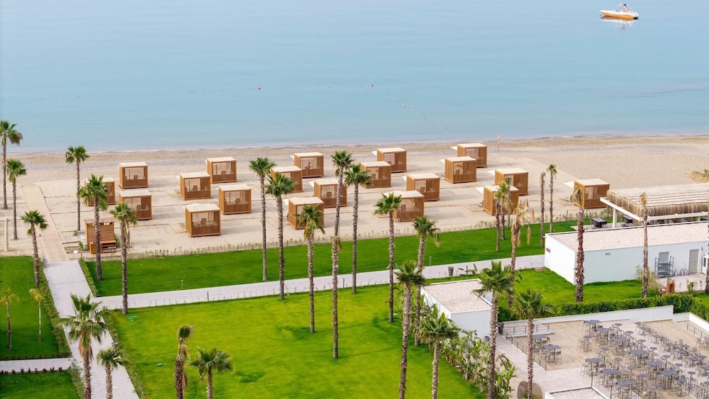 Lusso Sorgun — Beach in Side