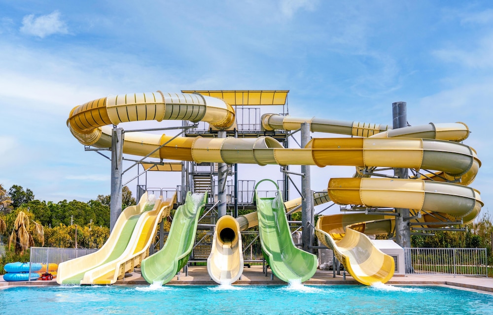 Lusso Sorgun — Swimming pool in Side