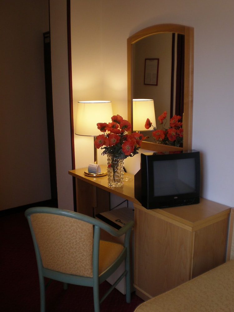 Hotel Majestic — Hotel rooms in Jesolo, Veneto