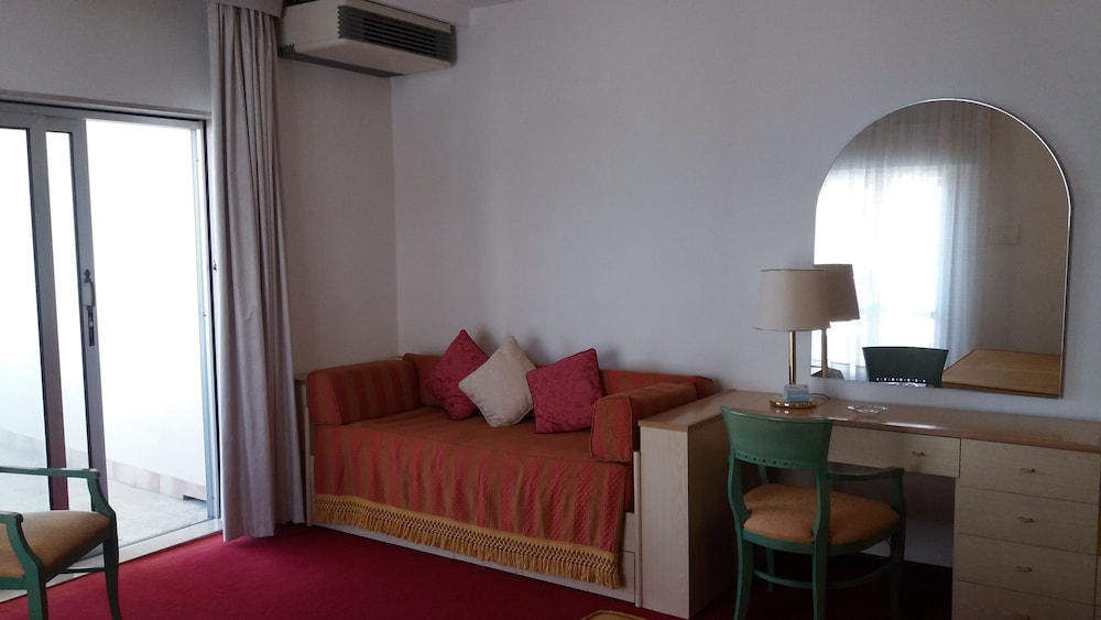 Hotel Majestic — Hotel rooms in Jesolo, Veneto