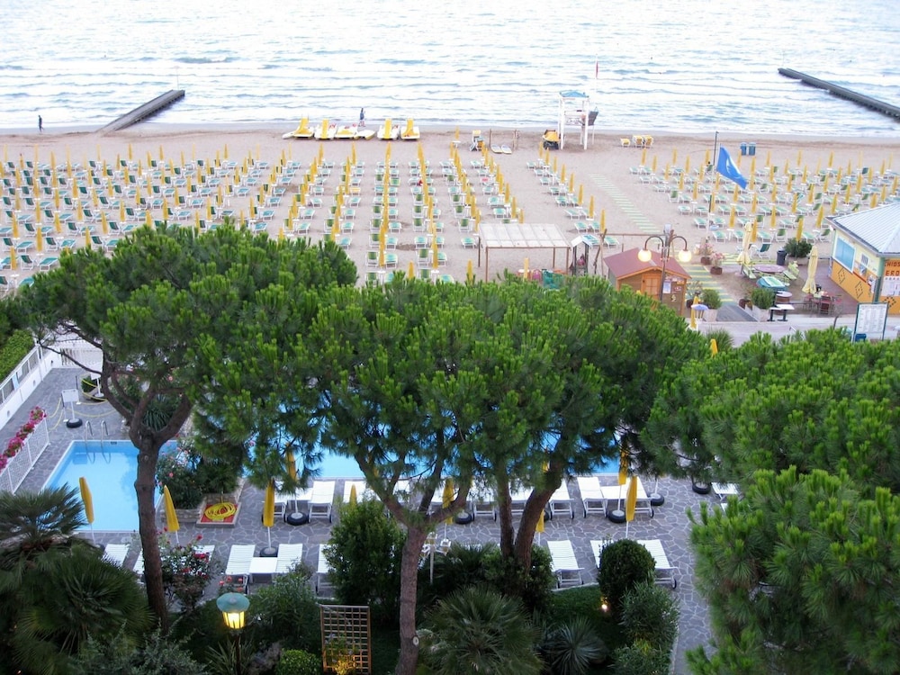 Hotel Majestic — Beach in Jesolo, Veneto