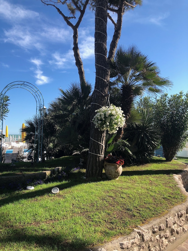 Hotel Majestic — Beach in Jesolo, Veneto