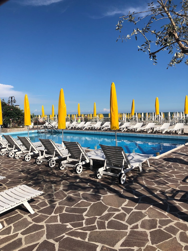 Hotel Majestic — Swimming pool in Jesolo, Veneto