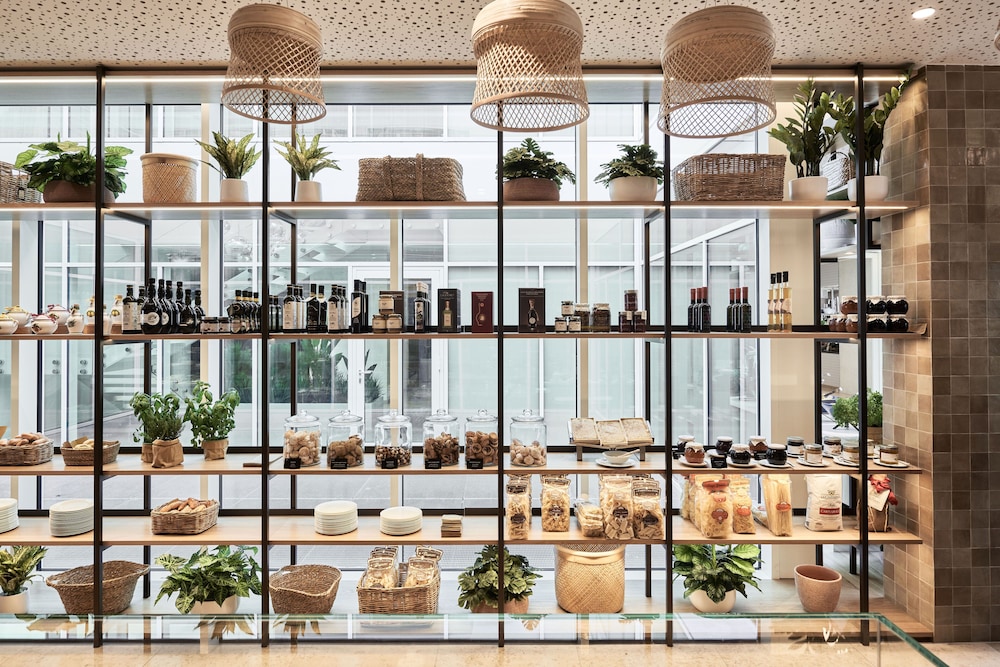 Falkensteiner Hotel & Spa Jesolo — Restaurant & bars in Jesolo, Veneto
