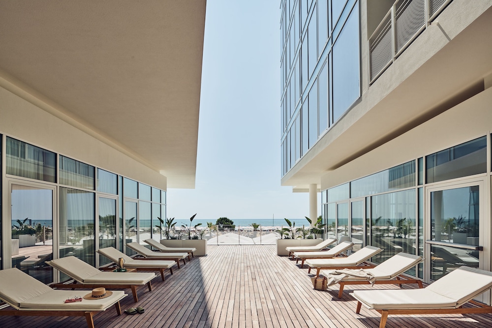 Falkensteiner Hotel & Spa Jesolo — Beach in Jesolo, Veneto