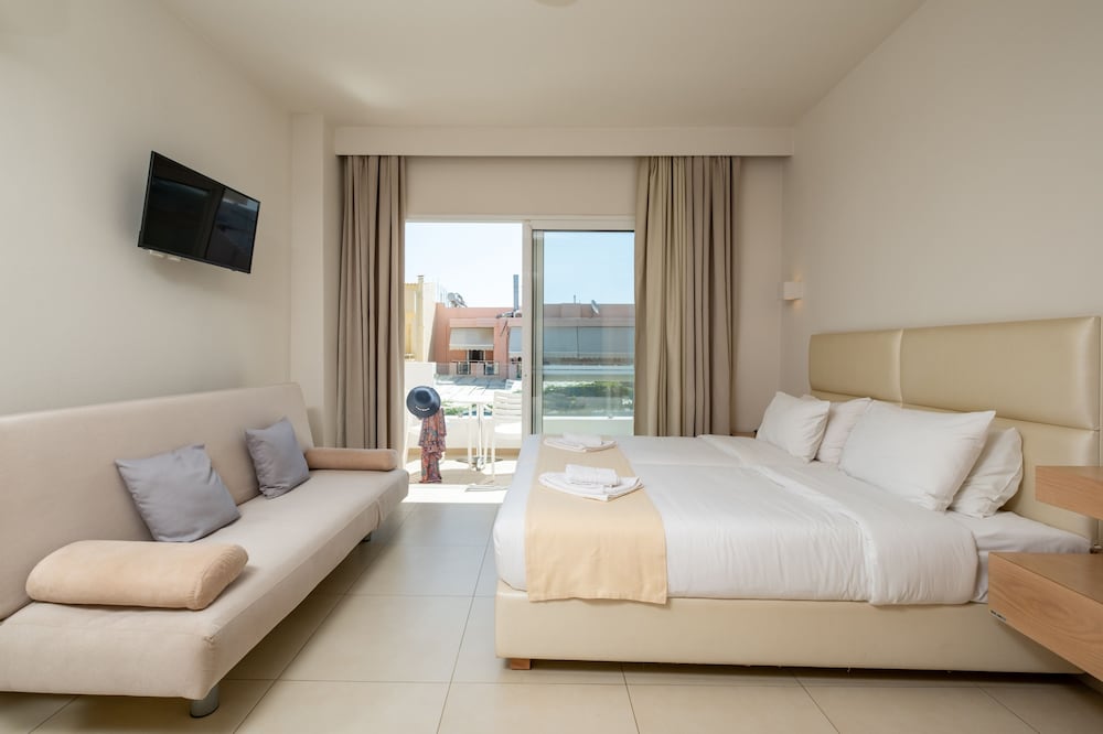 Dimitrios Beach Hotel Adults Friendly 14 plus — Hotel rooms in Rethymnon
