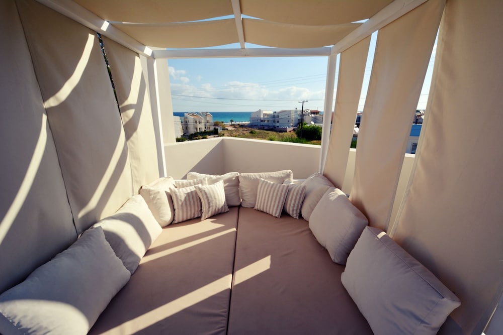 Dimitrios Beach Hotel Adults Friendly 14 plus — Hotel rooms in Rethymnon