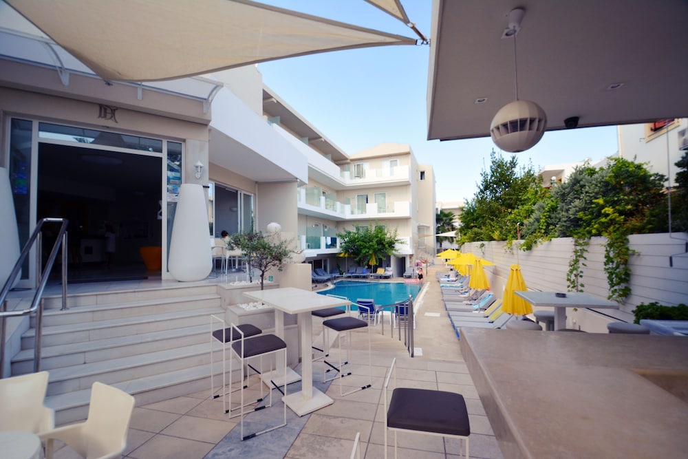 Dimitrios Beach Hotel Adults Friendly 14 plus — Swimming pool in Rethymnon
