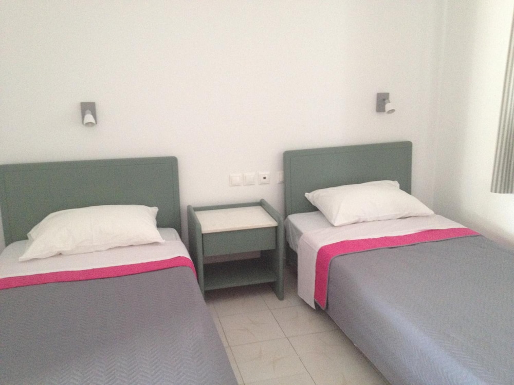 Villa Marina — Hotel rooms in Hersonissos