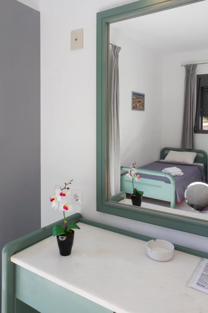 Villa Marina — Hotel rooms in Hersonissos
