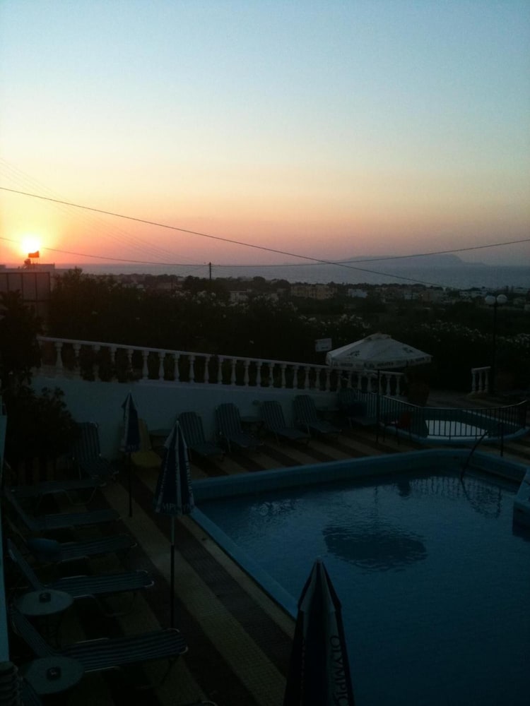 Villa Marina — Swimming pool in Hersonissos