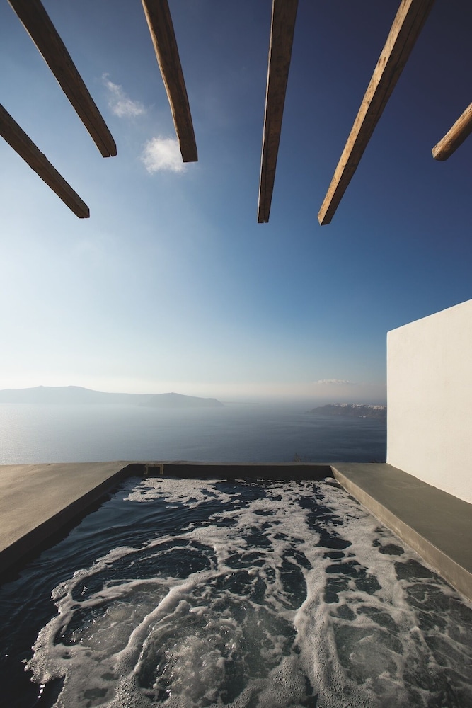 Remezzo Villas — Main photo in Imerovigli, South Aegean