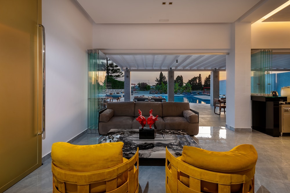 Diamond Boutique Hotel — Swimming pool in Kos Town, South Aegean