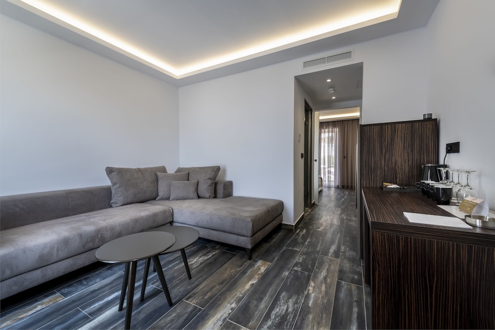 Diamond Boutique Hotel — Hotel rooms in Kos Town, South Aegean