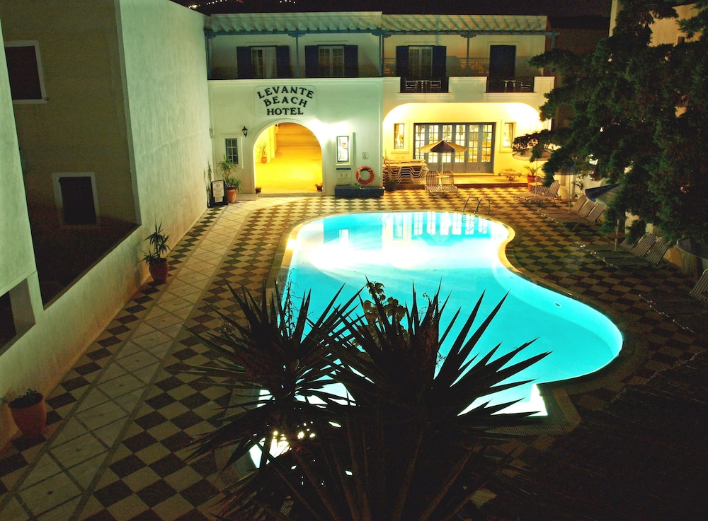 Levante Beach Hotel — Swimming pool in Kamari, South Aegean