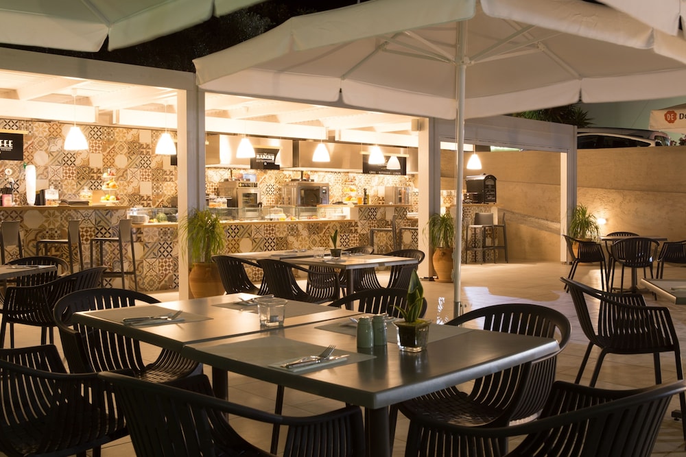 Sundance Apartments and Suites — Restaurant & bars in Hersonissos