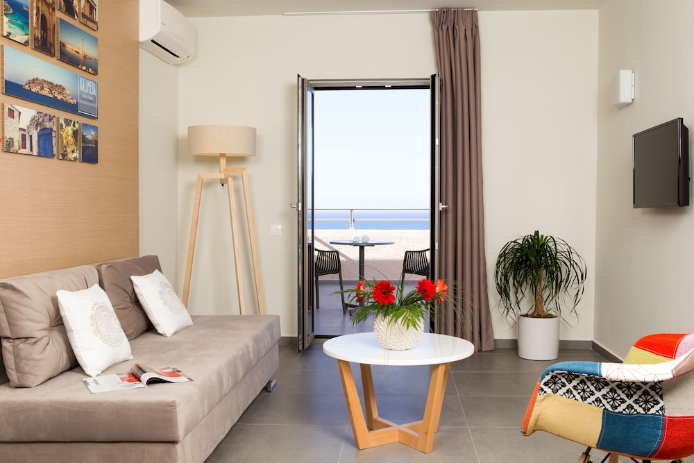 Sundance Apartments and Suites — Hotel rooms in Hersonissos