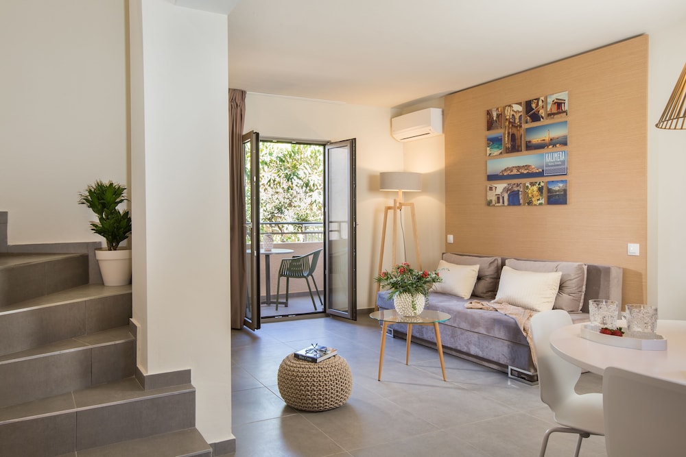 Sundance Apartments and Suites — Hotel rooms in Hersonissos