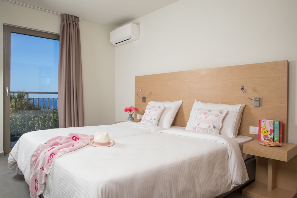 Sundance Apartments and Suites — Hotel rooms in Hersonissos