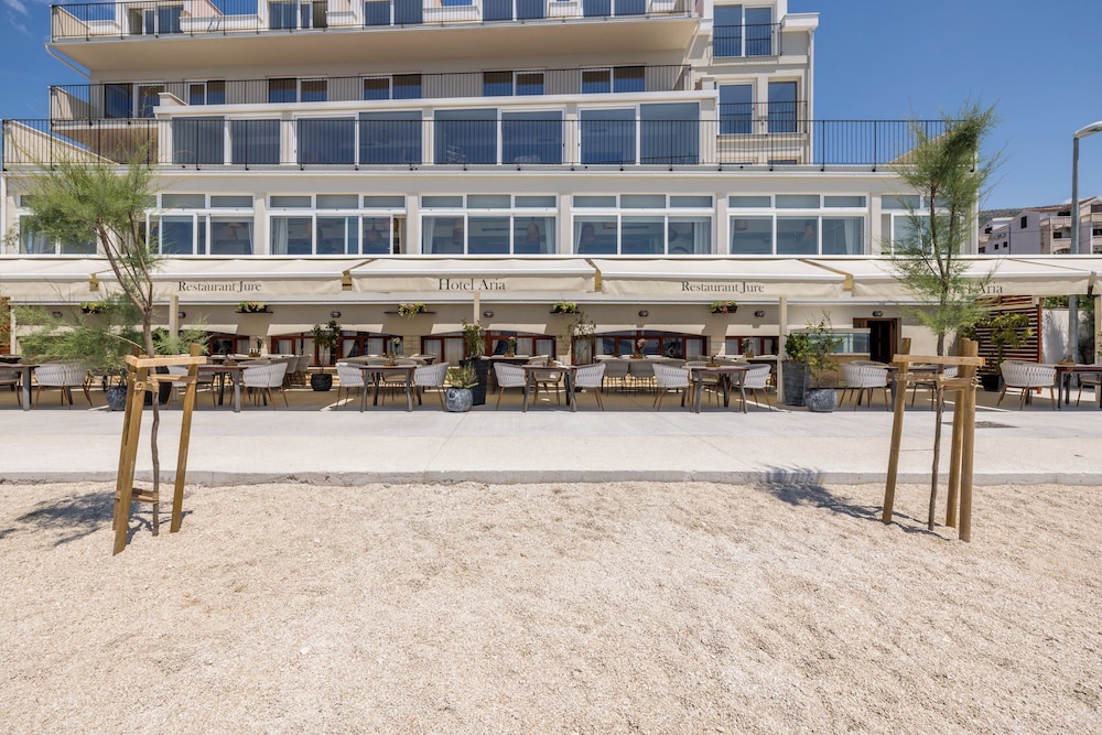 Hotel Aria — Restaurant & bars in Podstrana, Split-Dalmatia