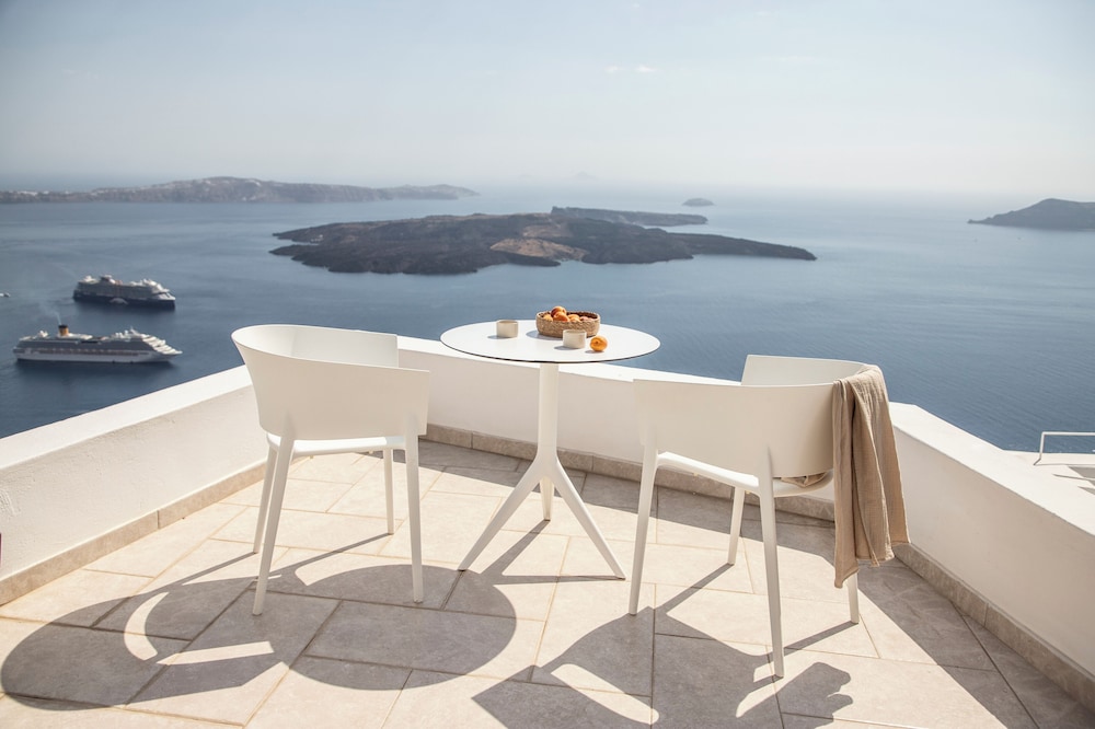LUKAS Aethereal Living — Attractions in the area in Imerovigli, South Aegean