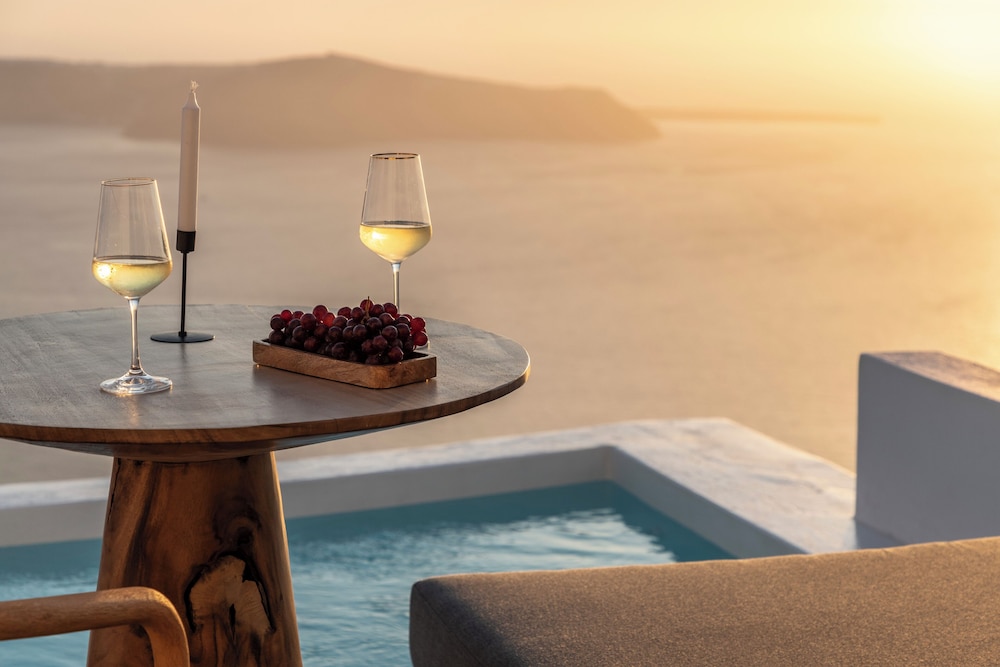 LUKAS Aethereal Living — Swimming pool in Imerovigli, South Aegean